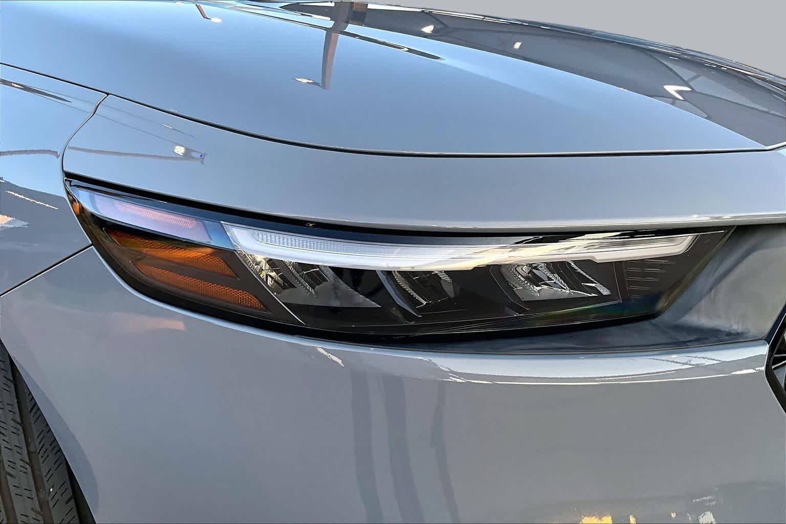 Used 2023 Urban Gray Pearl Honda Sport image 27