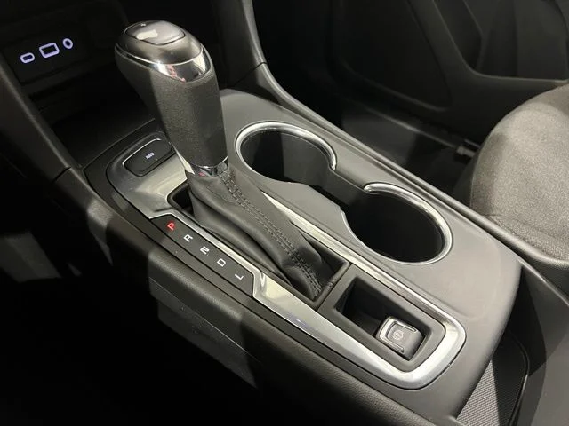 Used 2020 Silver Chevrolet LT image 17