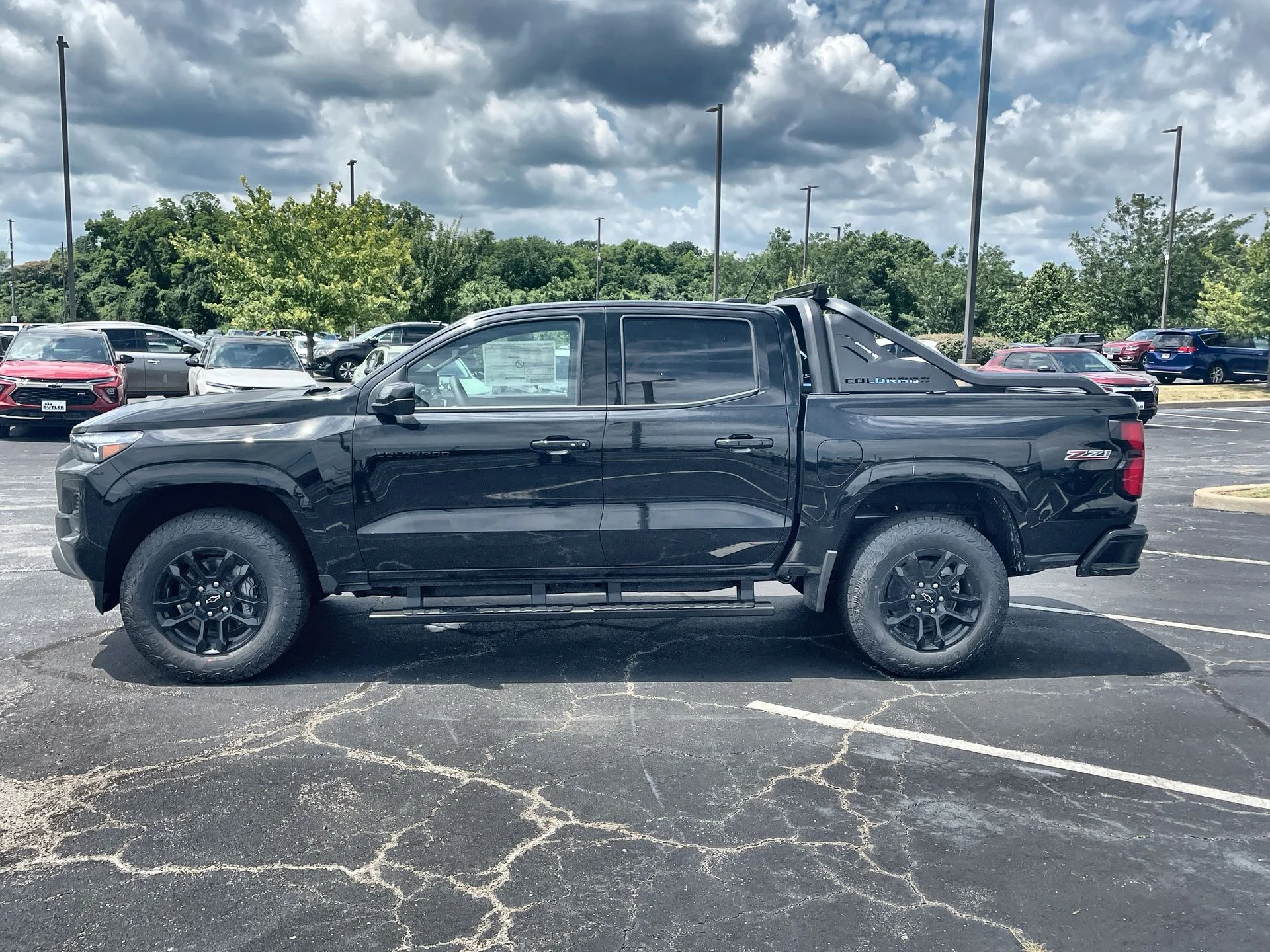 New 2025 Black Chevrolet Z71 image 34