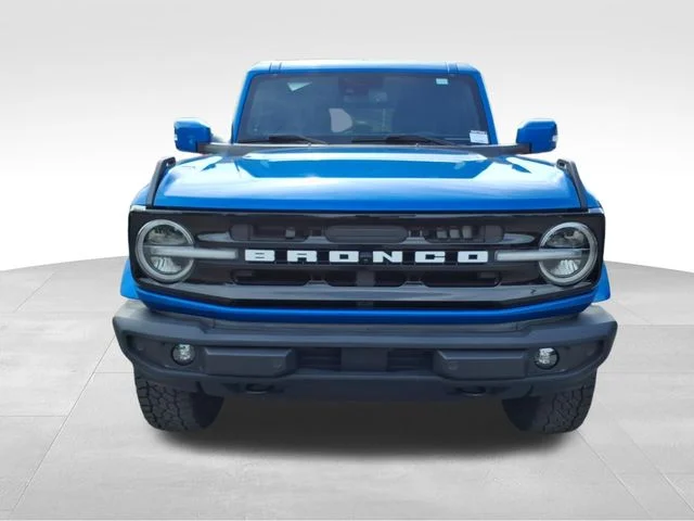 Used 2022 Blue Ford Outer Banks image 14