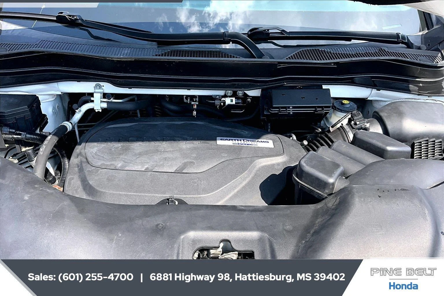 Used 2017 White Diamond Pearl Honda RTL-T image 8