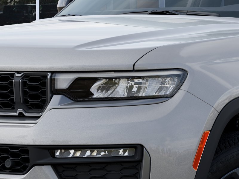 New 2026 Silver Zynith Jeep 85th Anniversary Edition image 36