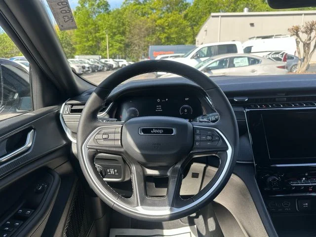 2025 Jeep Grand Cherokee Altitude - Photo 20