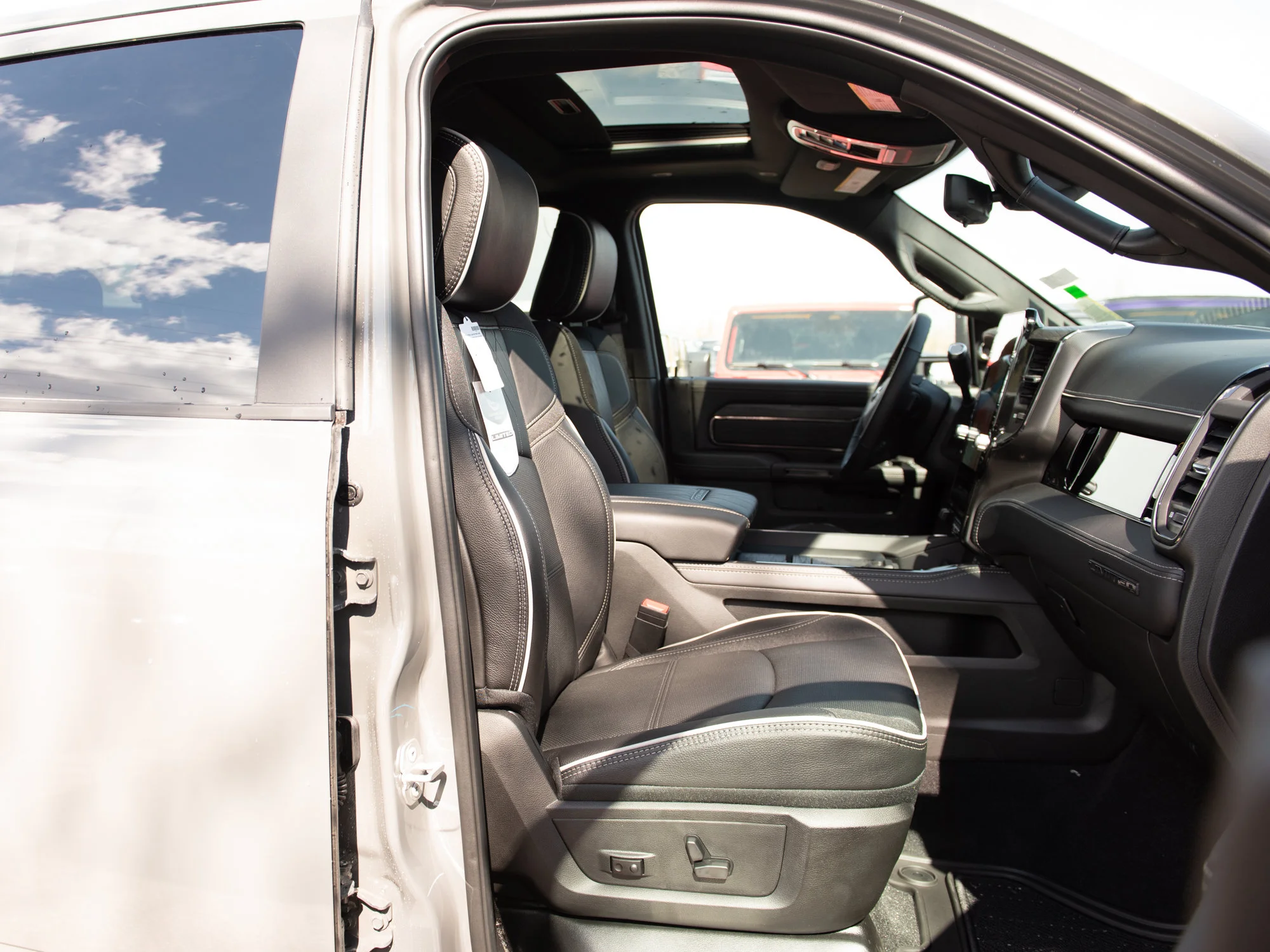 New 2026 Grey RAM Limited* image 28
