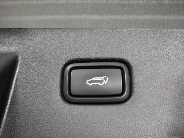Used 2022 Shimmering Silver Hyundai SEL Convenience image 15
