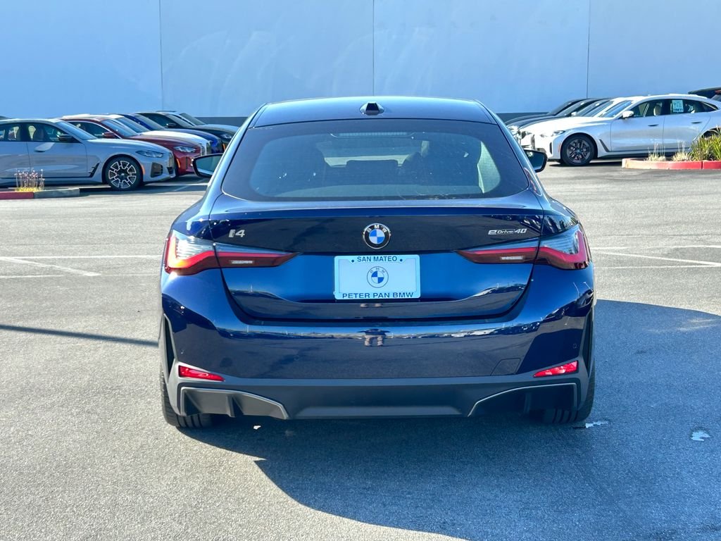 New 2026 Tanzanite Blue II Metallic BMW eDrive40 image 4
