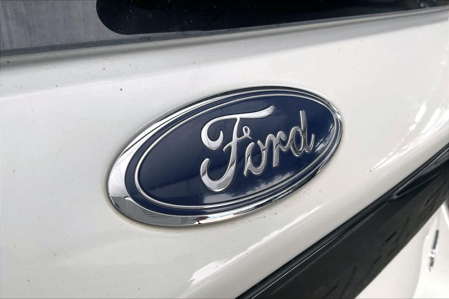 Used 2020 Star White Metallic Tri-Coat Ford ST image 31