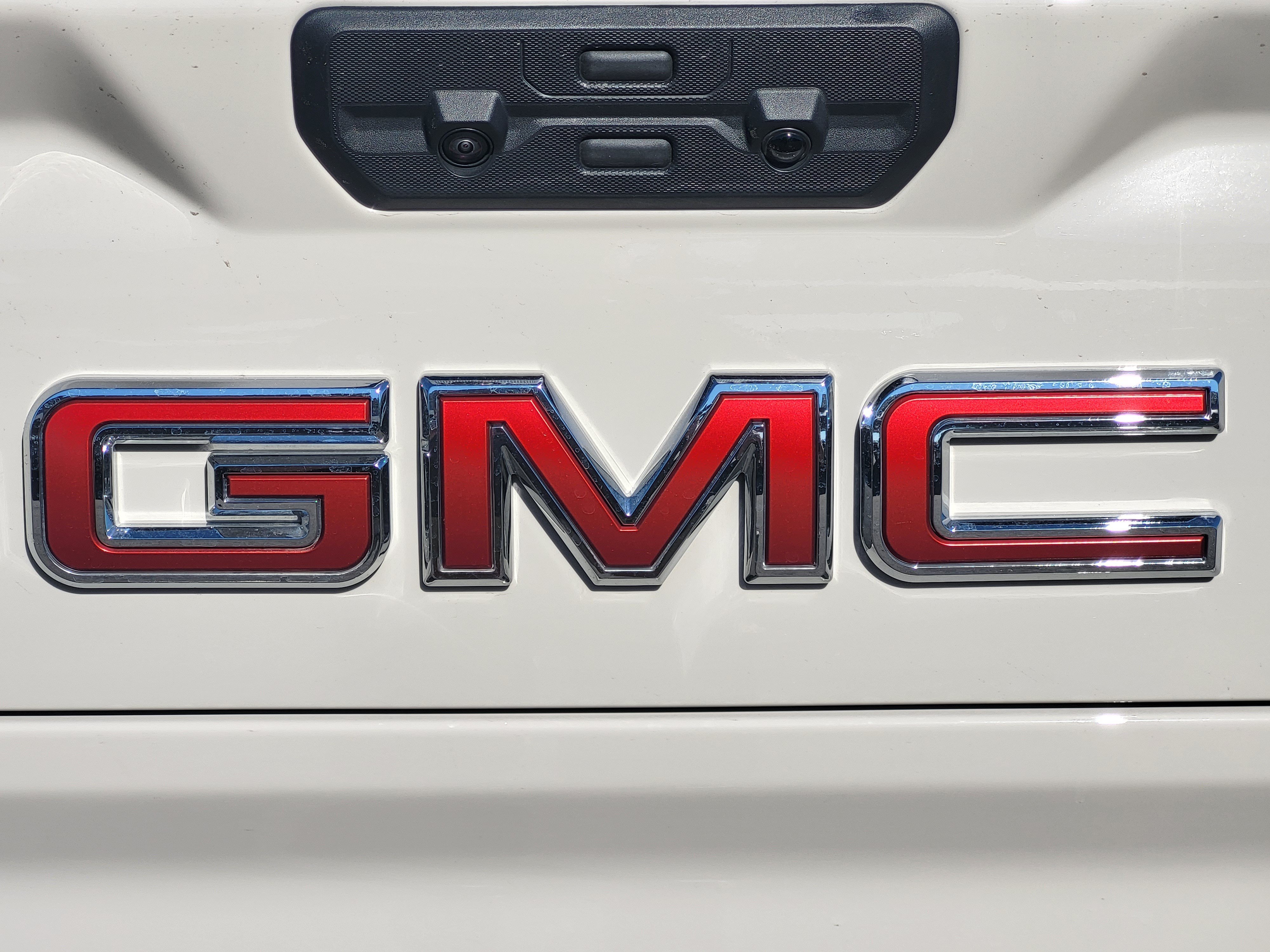 2026 GMC Sierra 1500 AT4X - Photo 11
