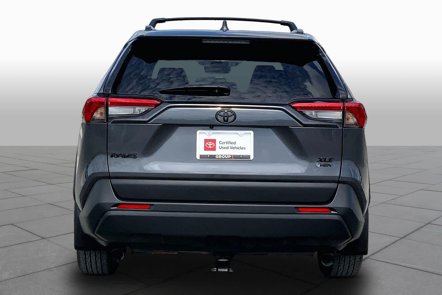 Used 2025 Magnetic Gray Metallic Toyota Hybrid XLE image 5