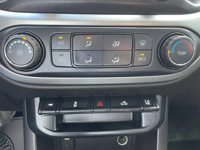 Used 2018 Black Chevrolet LT image 18