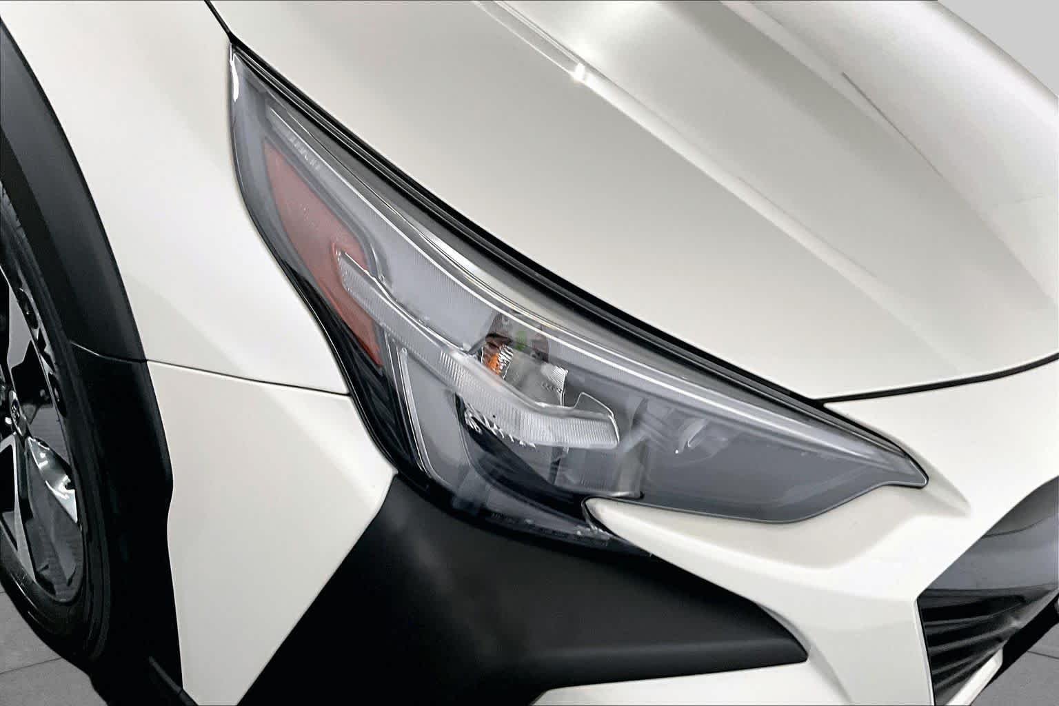 Used 2023 Crystal White Pearl Subaru Touring XT image 27
