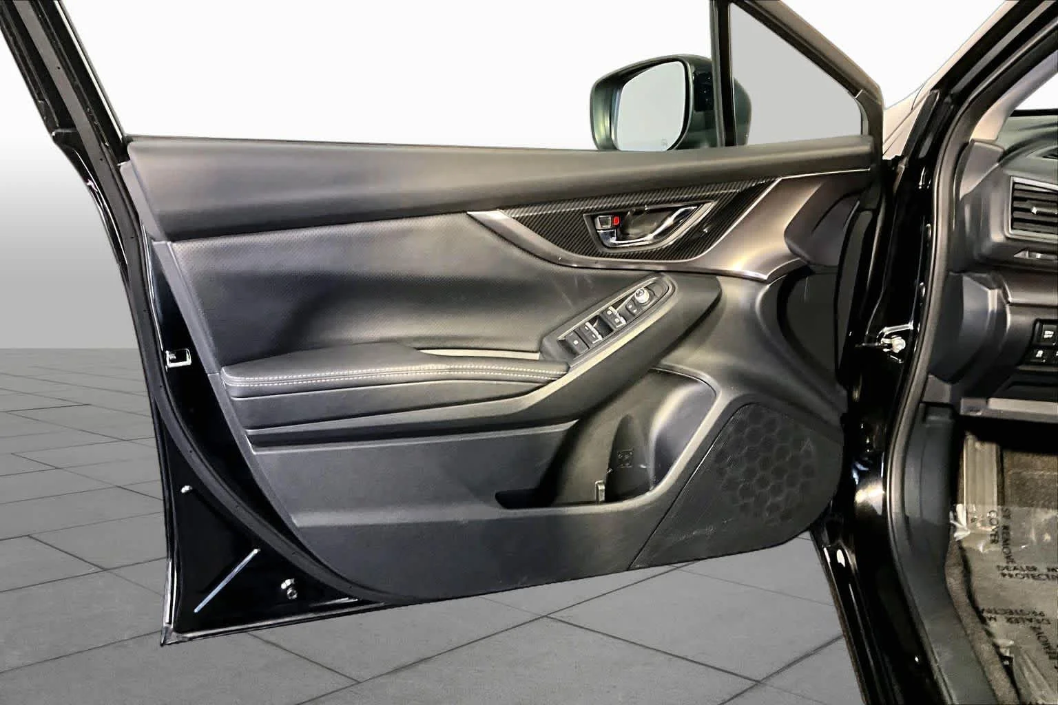 Used 2019 Crystal Black Silica Subaru Limited image 22
