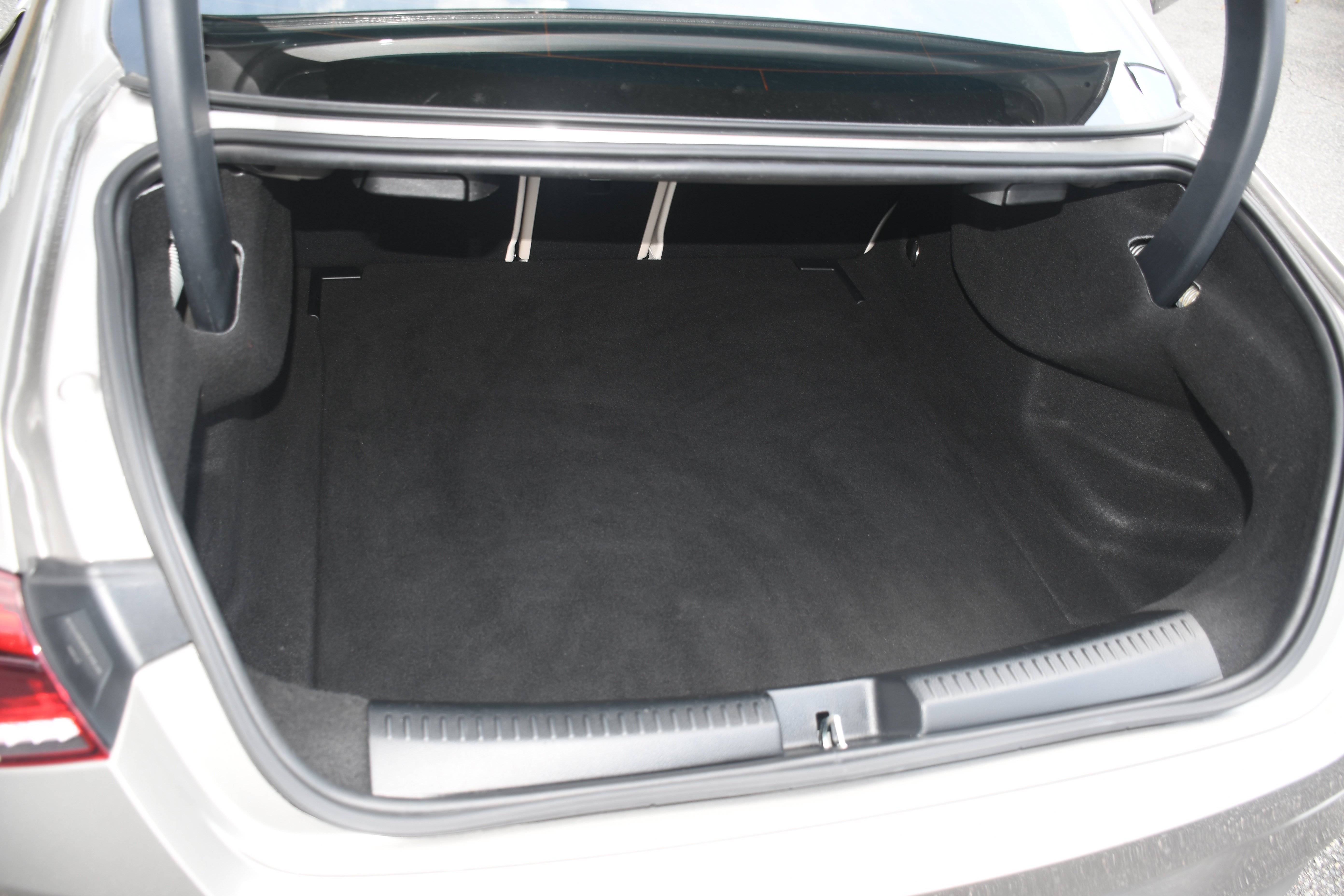 Used 2021 Silver Mercedes-Benz CLA 250 image 18