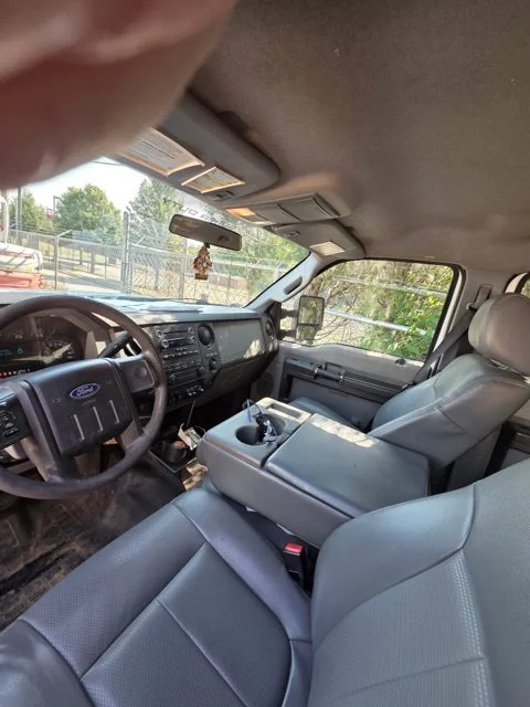 Used 2015 White Ford XL image 6