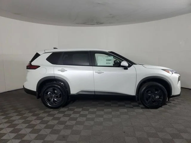 New 2026 Everest White Pearl TriCoat Nissan SV image 8