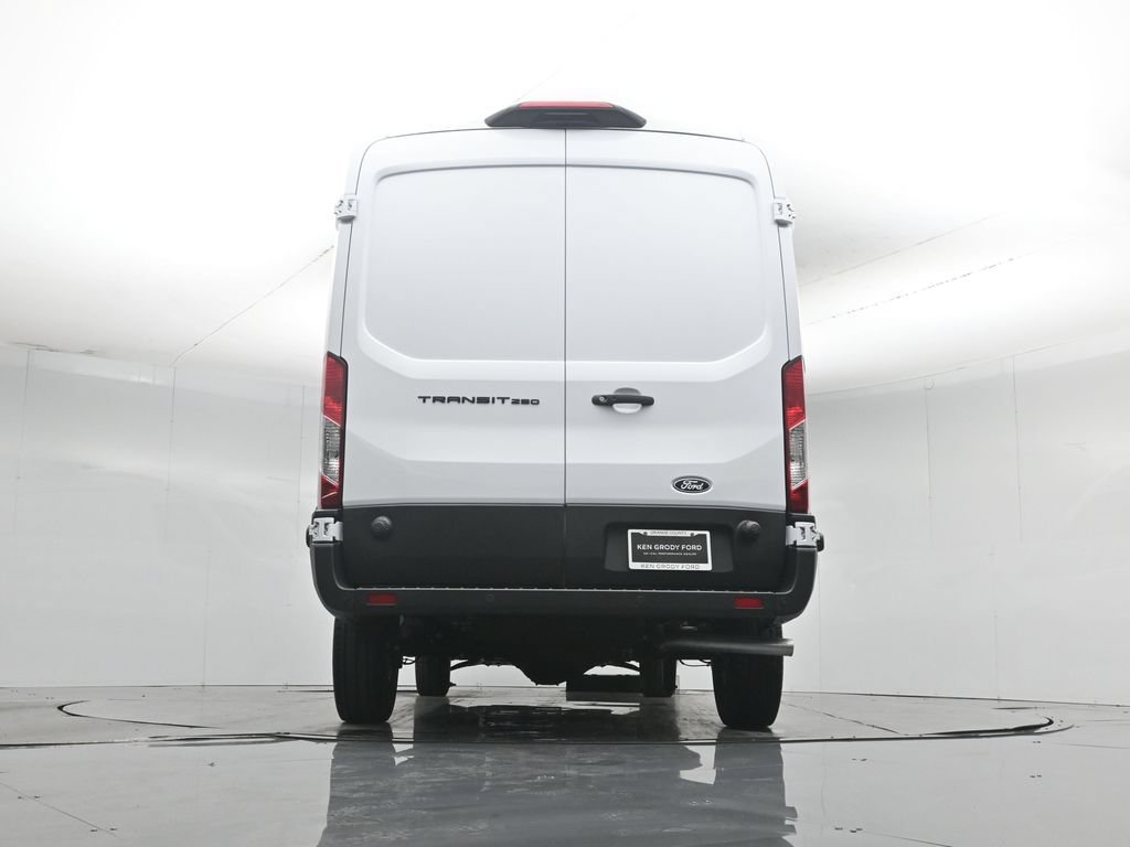 New 2026 White Ford Base image 46