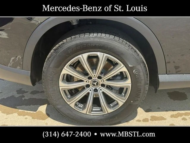 New 2026 Black Mercedes-Benz GLC 300 image 6