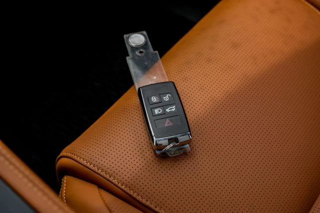 2026 Jaguar F-Pace R-Dynamic S - Photo 68