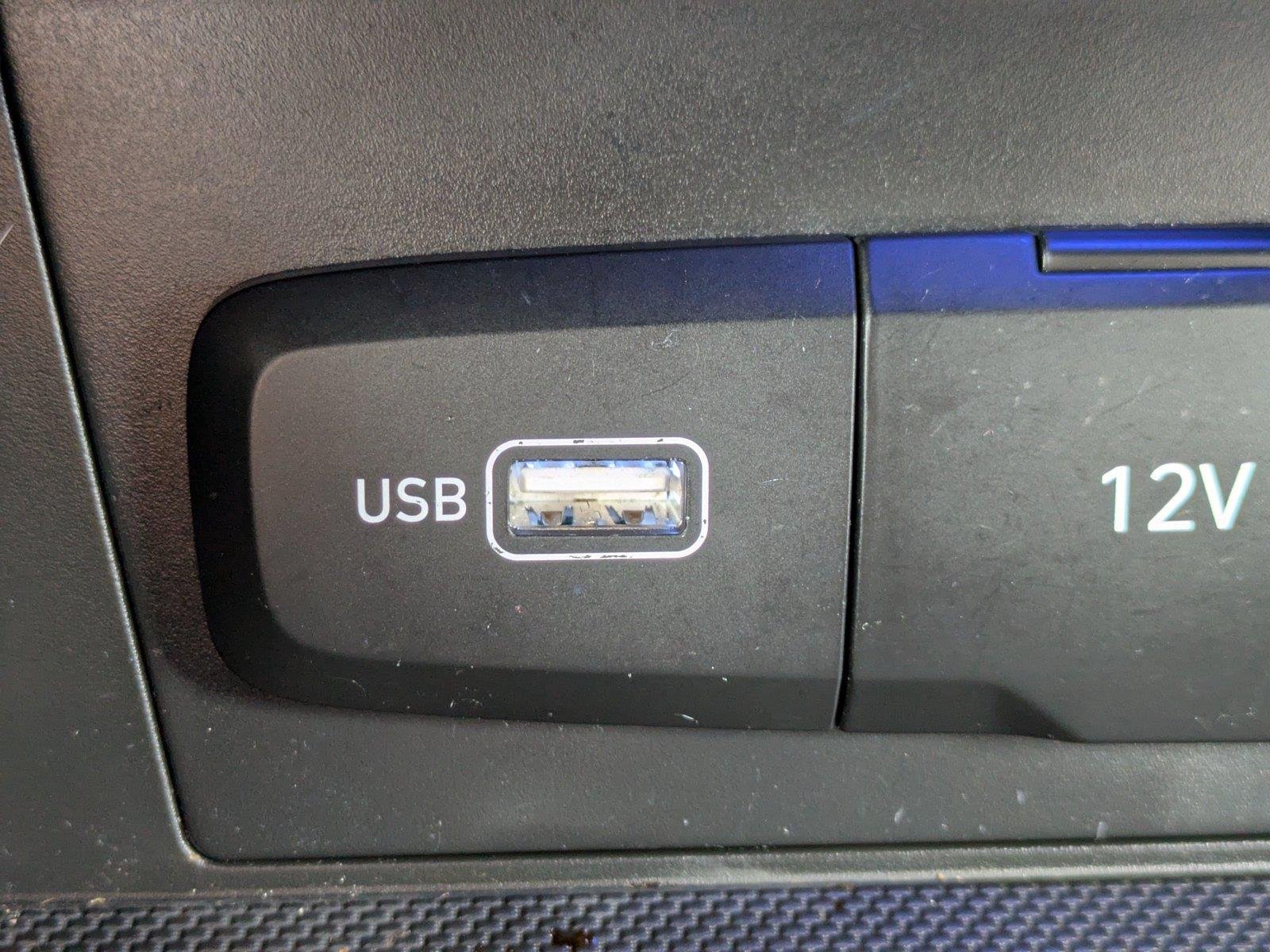 Used 2022 Intense Blue Hyundai Limited image 22