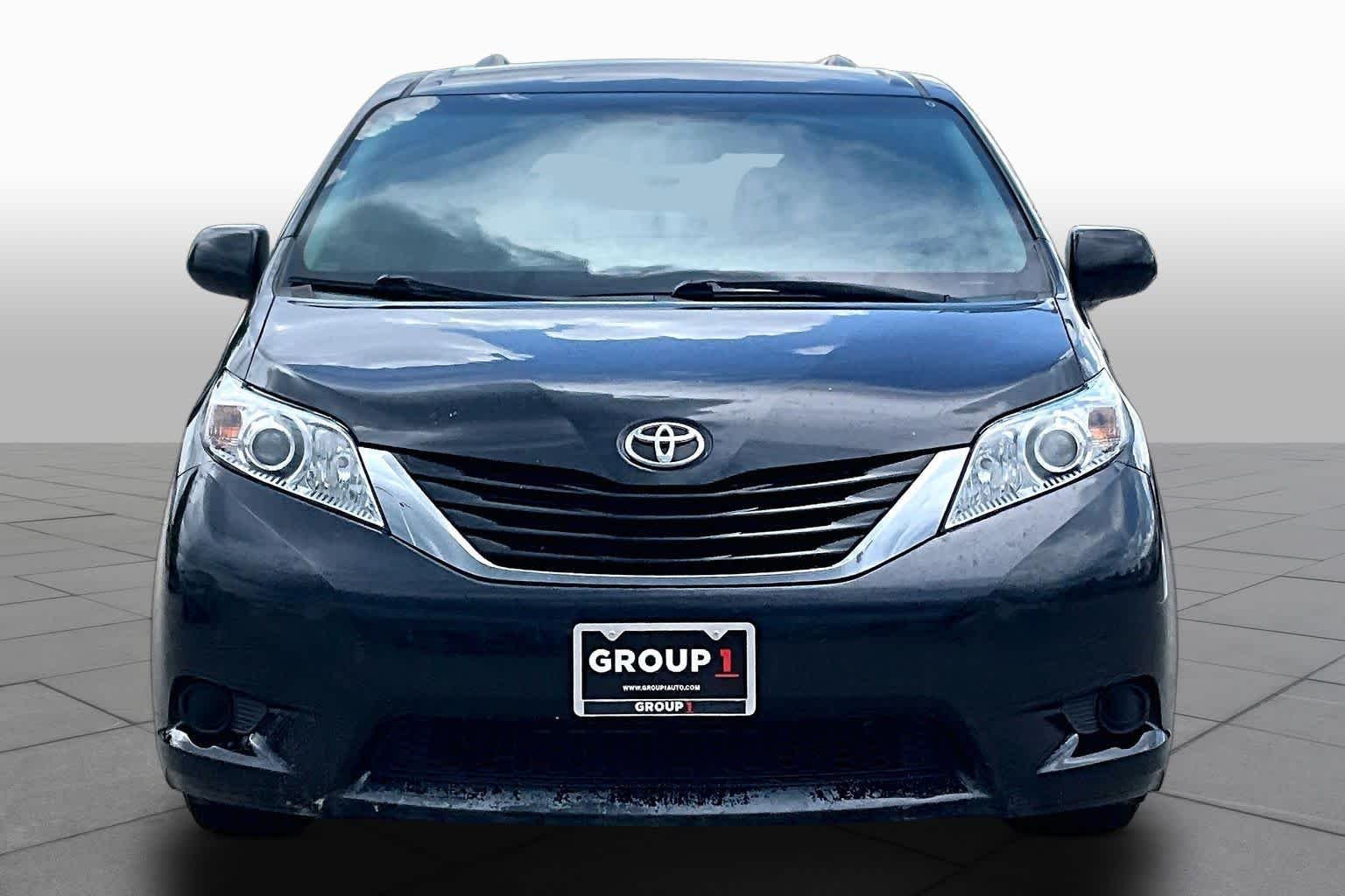 Used 2015 Attitude Black Toyota LE image 4
