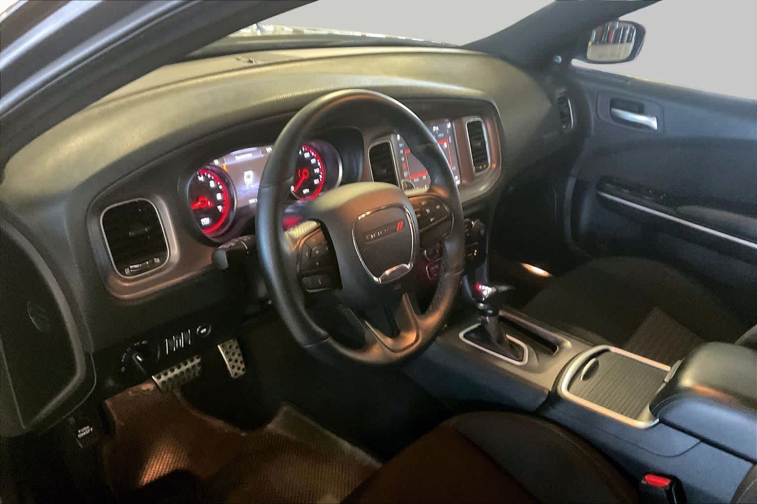 Used 2023 Granite Pearlcoat Dodge R/T image 16