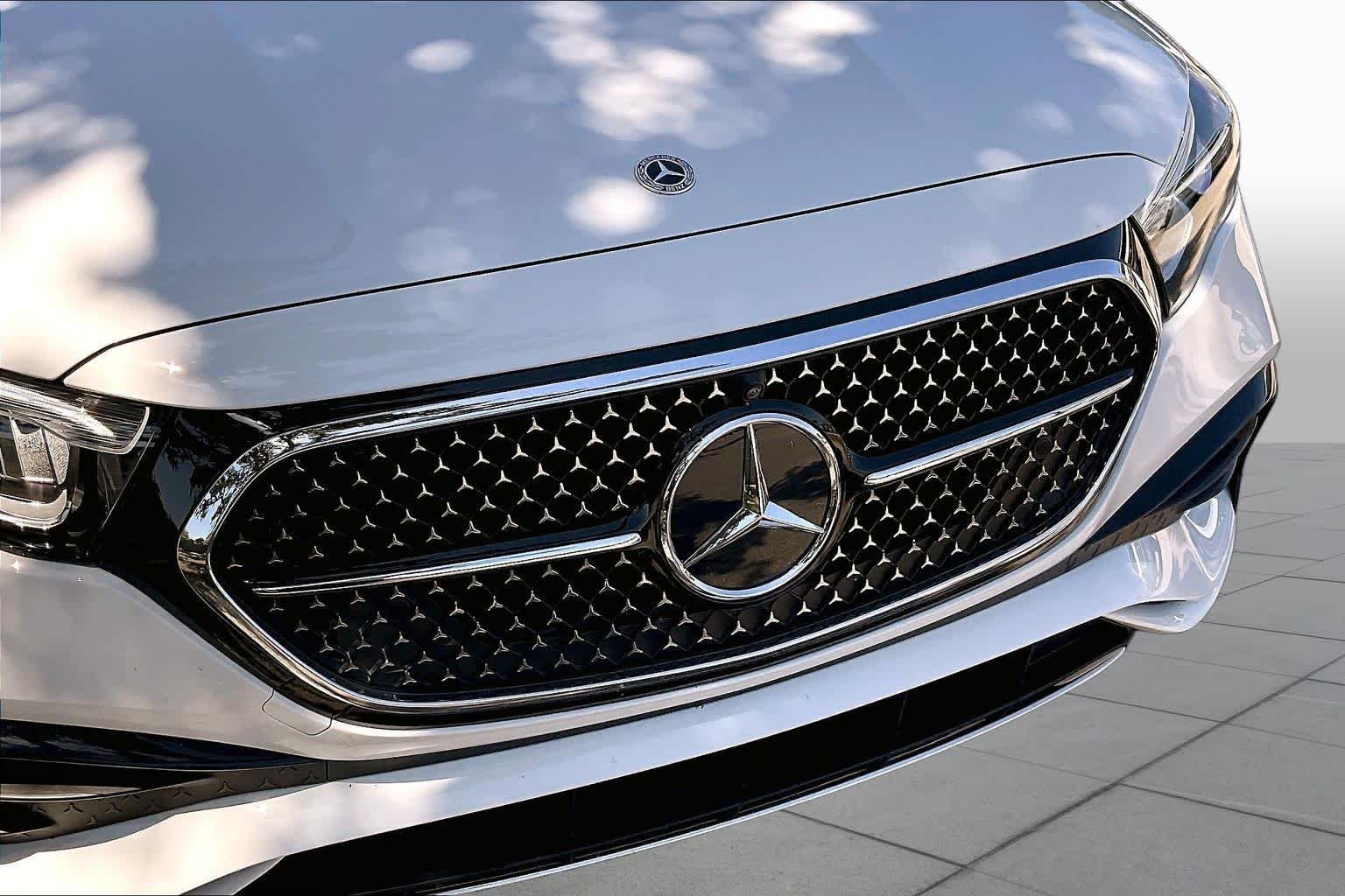 Used 2026 Polar White Mercedes-Benz E 350 image 28