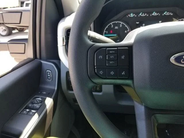 New 2026 White Ford XLT image 25