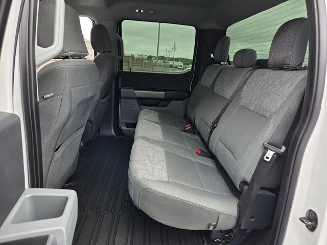 Used 2022 White Ford XLT image 10