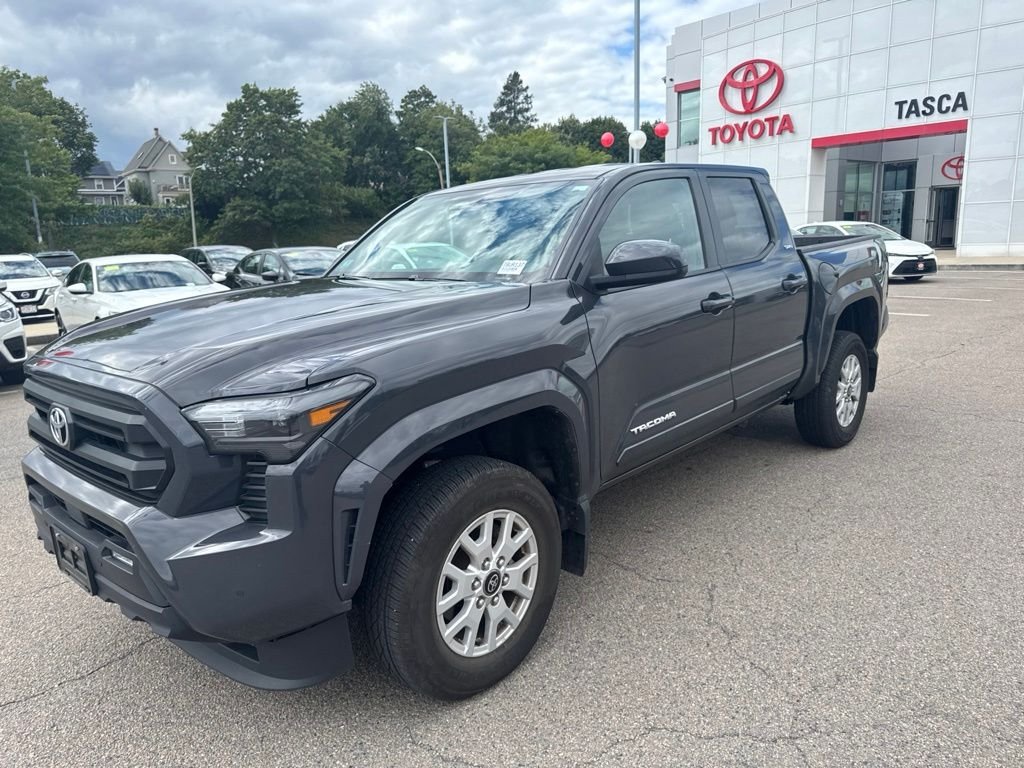 Used 2025 Black Toyota SR5 image 3