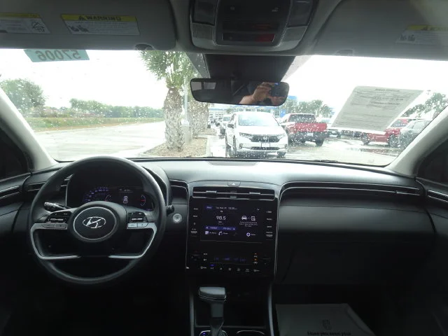 Used 2024 Shimmering Silver Hyundai SEL image 11