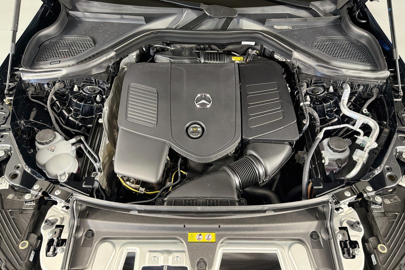 New 2027 Black Mercedes-Benz GLC 300 4MATIC® Coupe image 10
