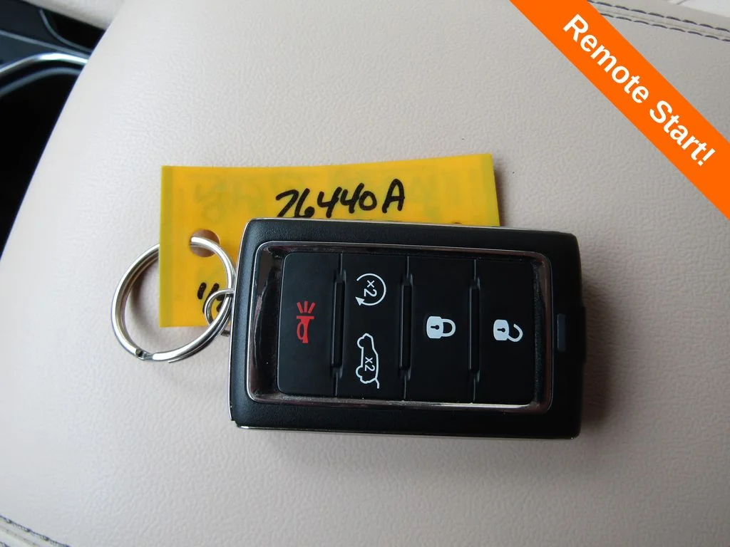 Used 2022 Black Jeep Limited image 22
