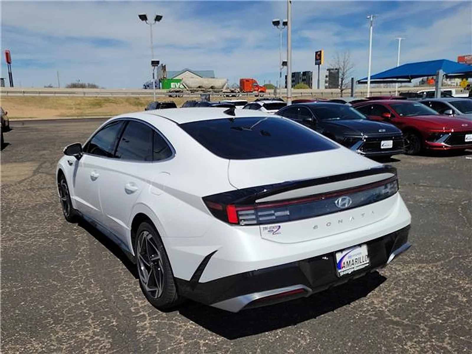 New 2026 White Hyundai SEL Sport image 3