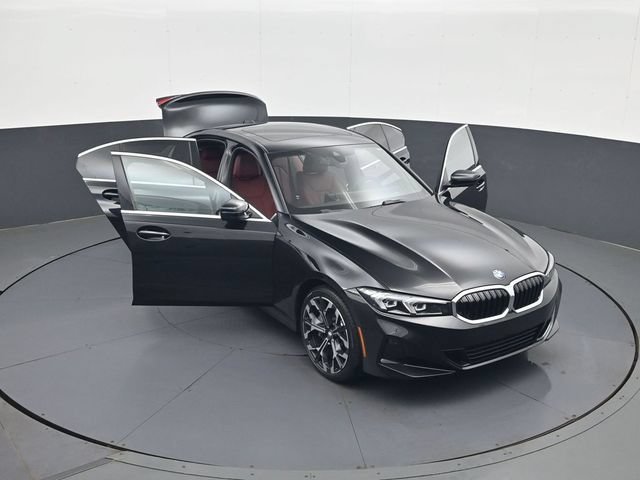 Used 2025  BMW 330i xDrive image 29