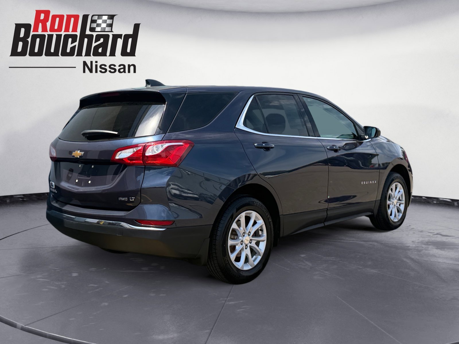 Used 2019 Chevrolet Equinox LT with VIN 3GNAXUEV2KL105969 for sale in Lancaster, MA