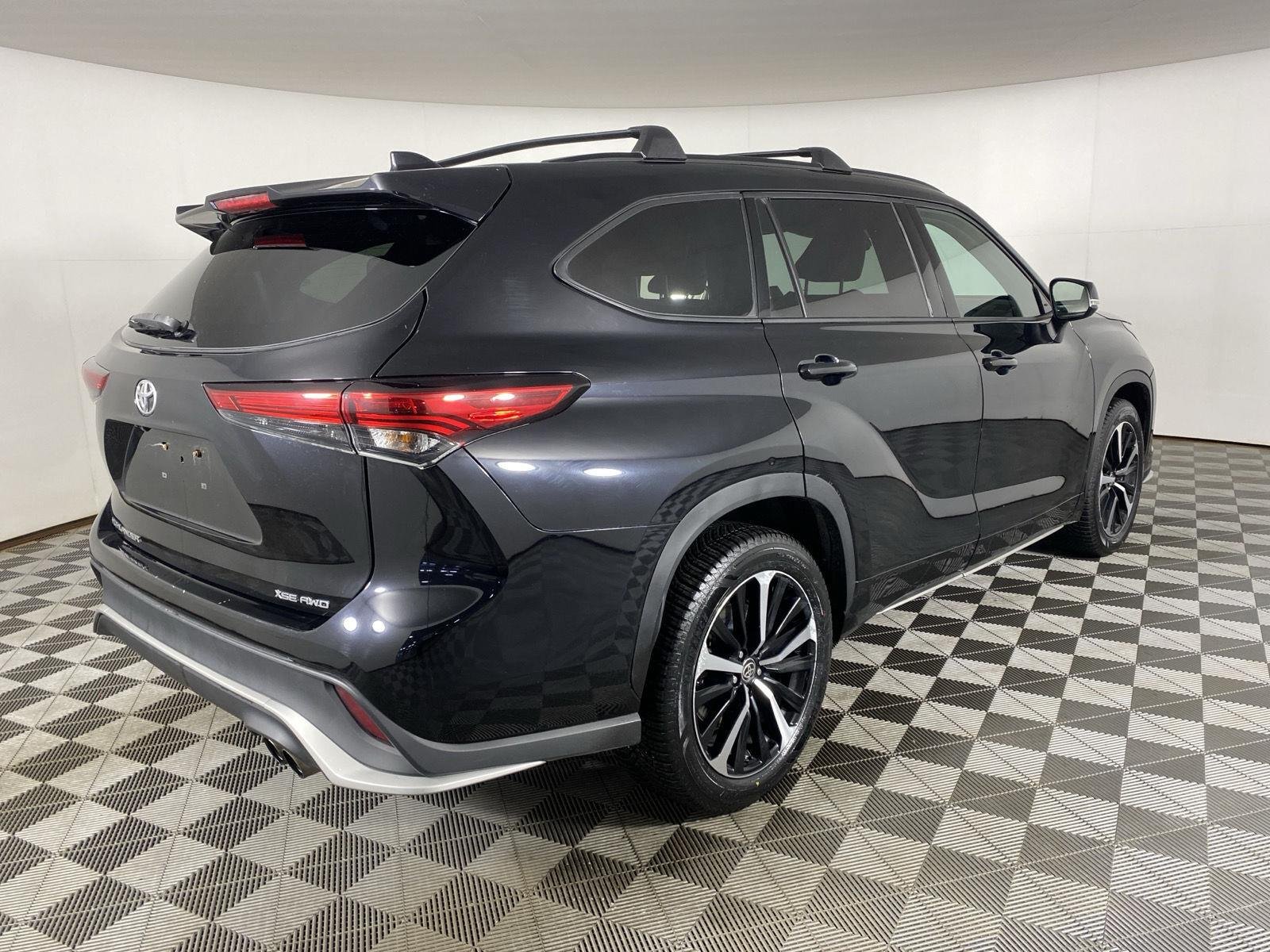 Used 2021 Midnight Black Metallic Toyota XSE image 17