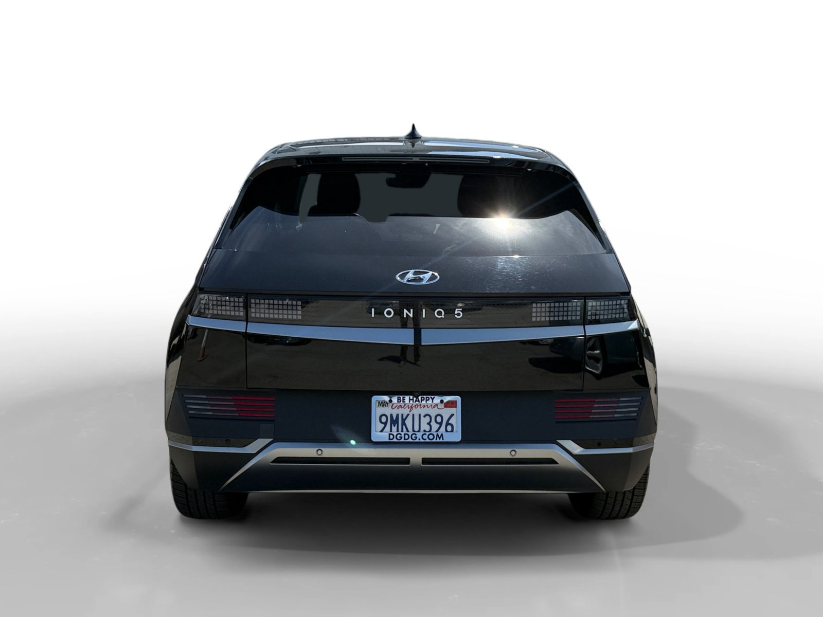 Certified Used 2024 Abyss Black Hyundai SEL image 4