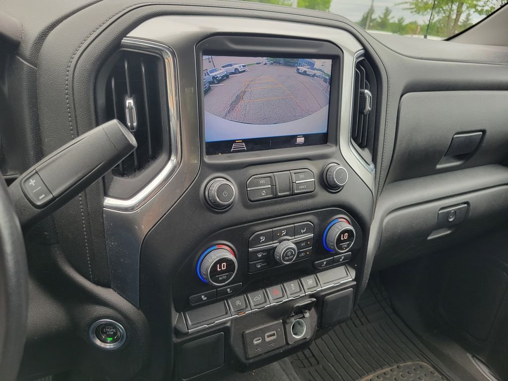 Used 2022 Summit White Chevrolet LT image 22