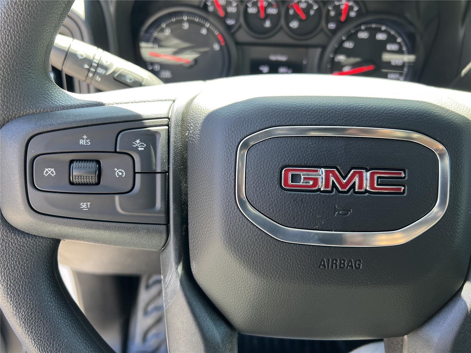 2026 GMC Sierra 3500 Chassis Cab Pro - Photo 26