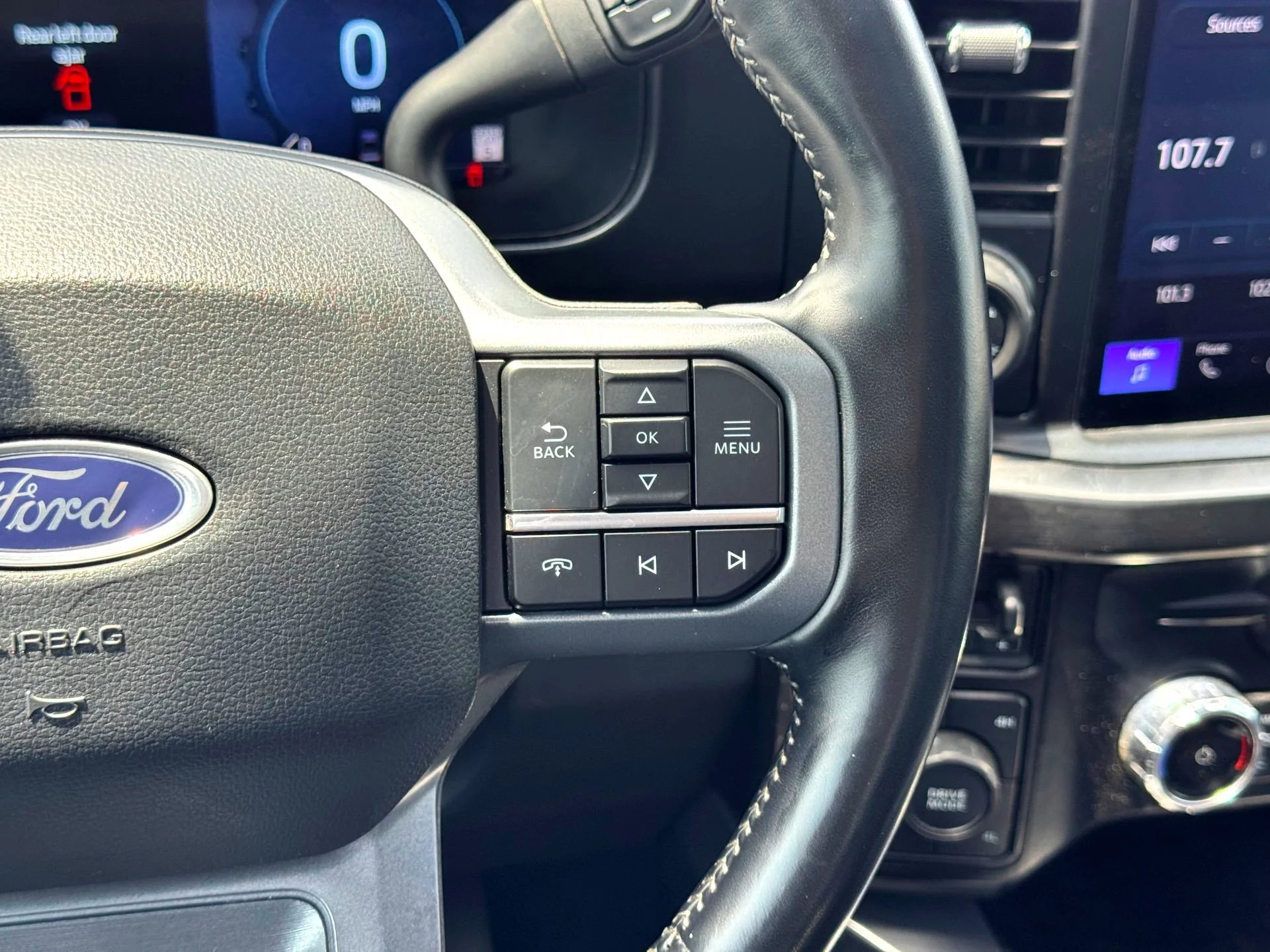 Used 2024 White Ford Lariat image 24