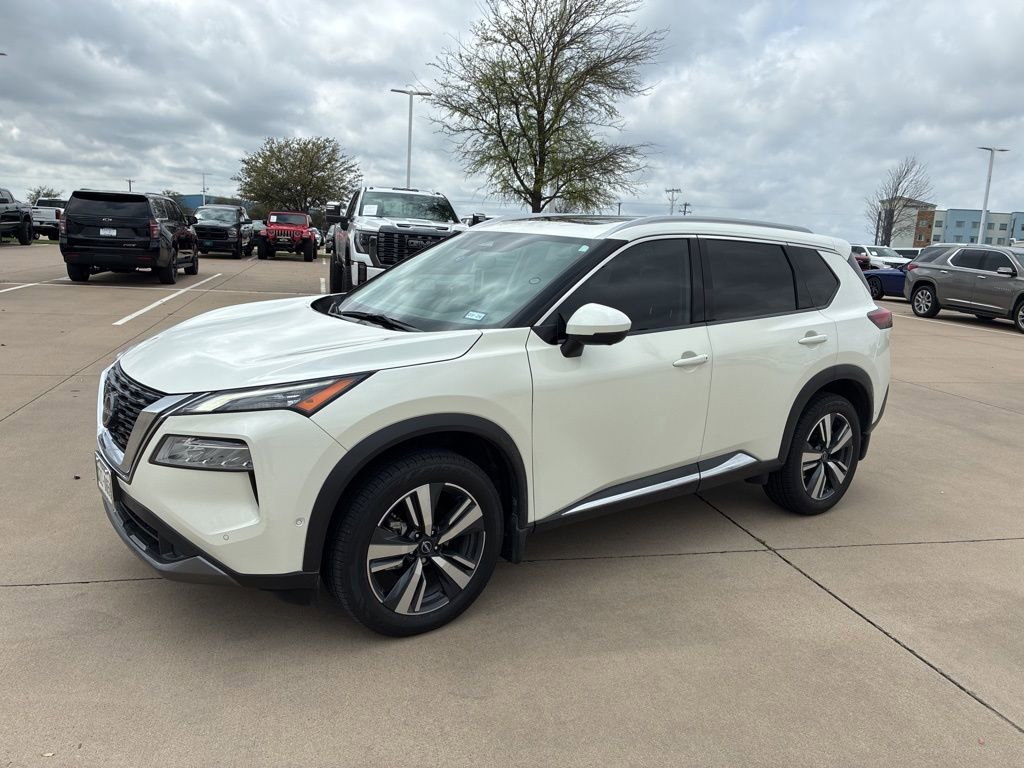 2023 Nissan Rogue SL