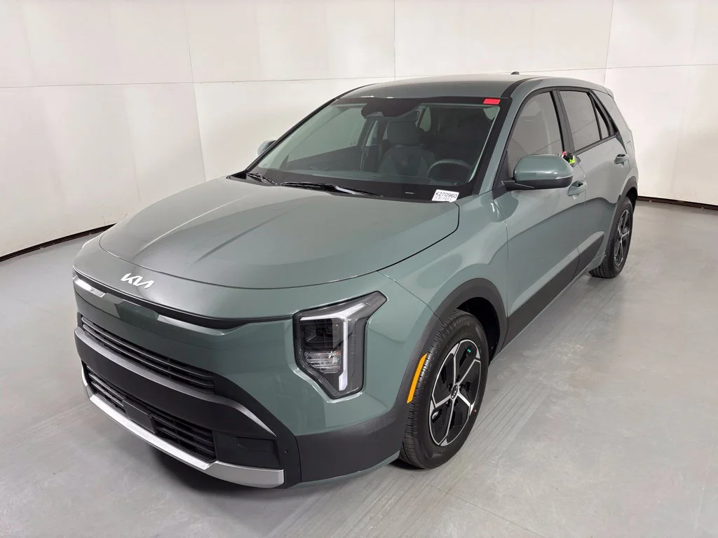 New 2027  Kia LX image 4