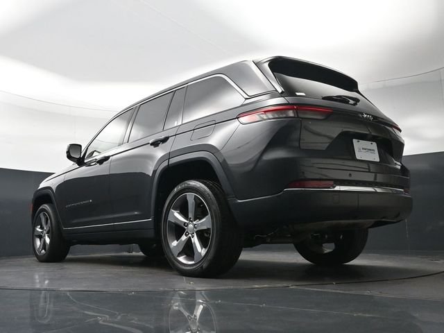Used 2022 Gray Jeep Limited image 36