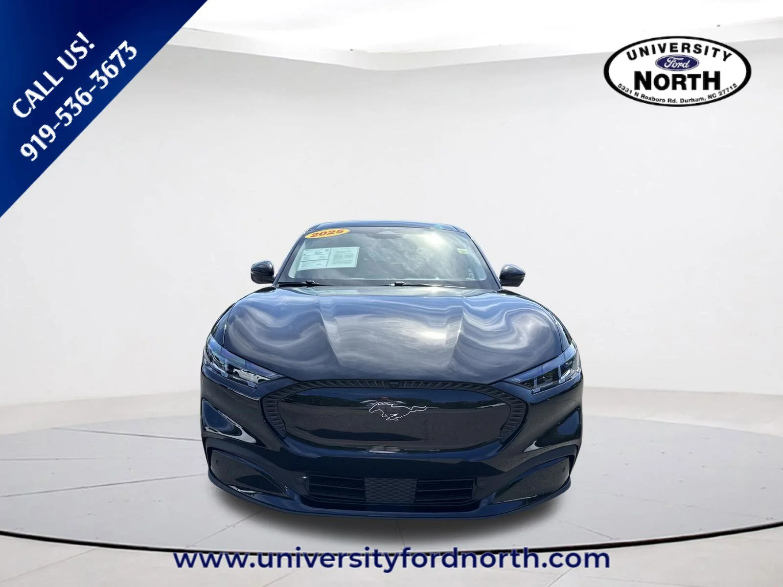 Used 2025 Shadow Black Ford Select image 2