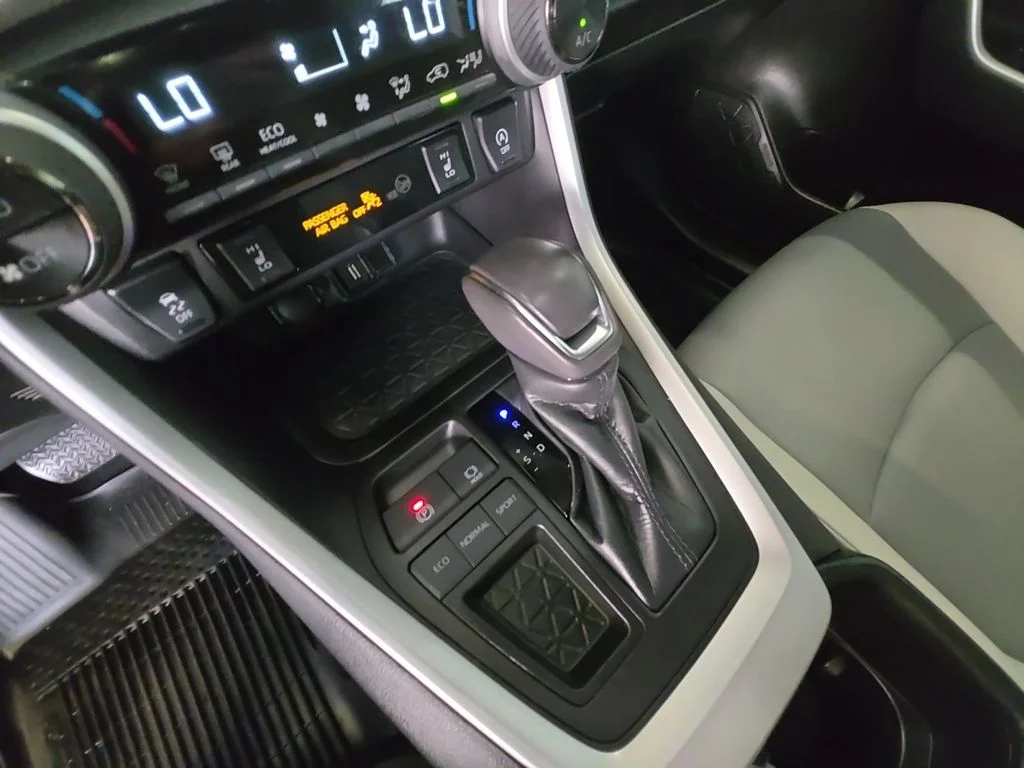 Used 2022 Gray Toyota XLE Premium image 18