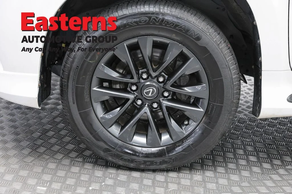 Used 2020 White Lexus 460 image 37