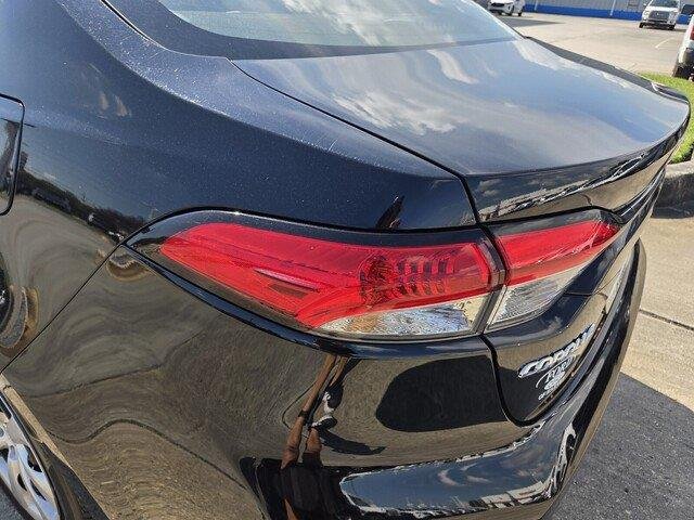 Used 2025 BLACK Toyota LE image 27