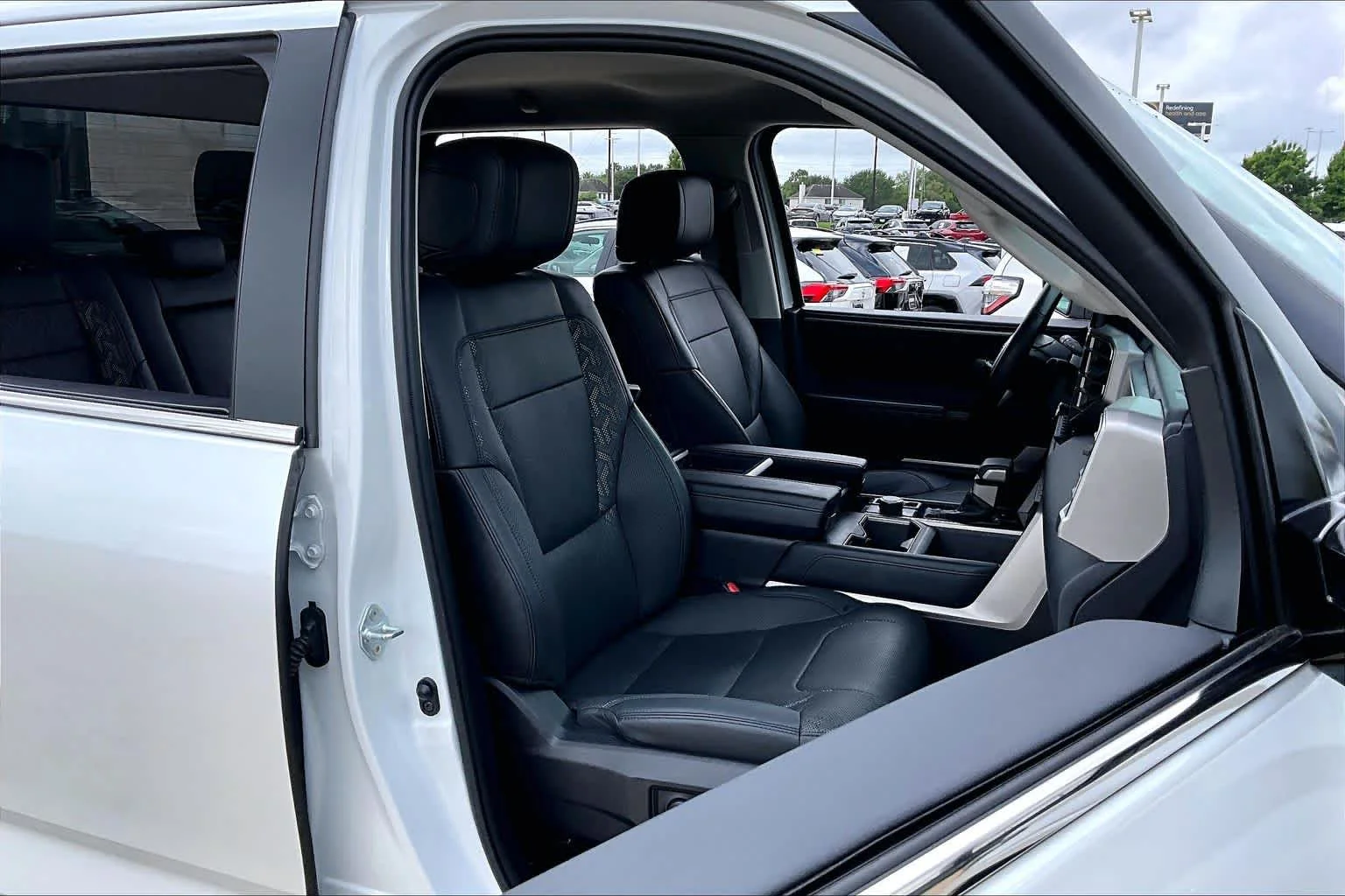 Used 2024 Wind Chill Pearl Toyota Limited Hybrid image 9