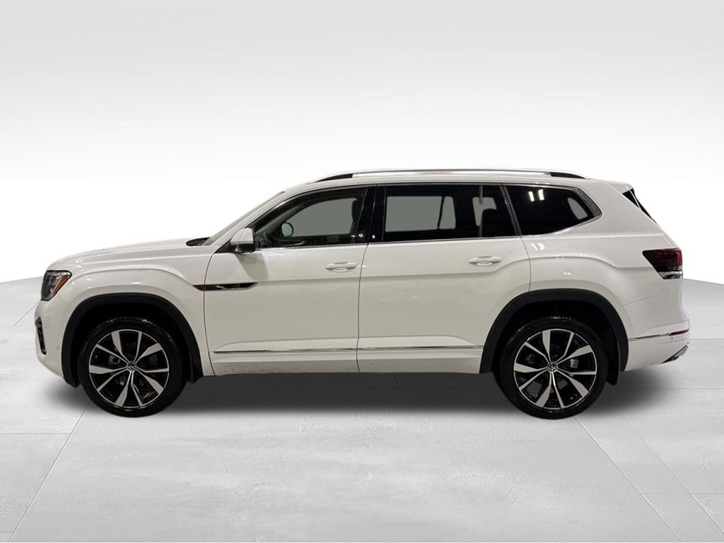 Used 2024 Volkswagen Atlas SEL Premium R-Line with VIN 1V2FR2CAXRC546976 for sale in Golden Valley, Minnesota