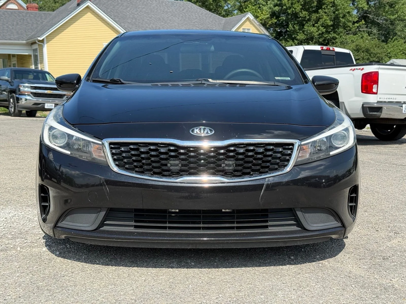 Used 2018 Black Kia LX image 9